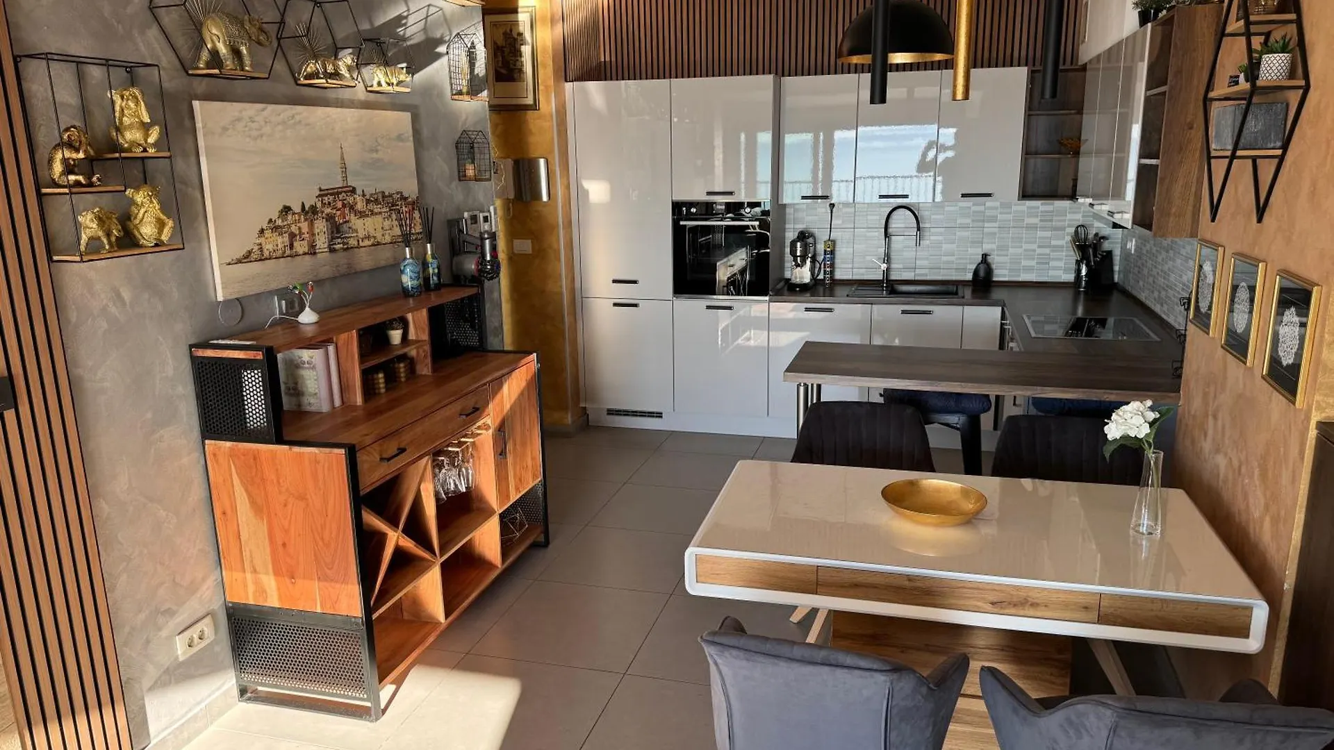 Magic View Luxury Penthouse With Jacuzzi And Sea View Apartment Split Croatia