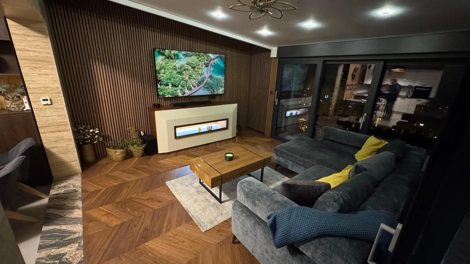 Magic View Luxury Penthouse With Jacuzzi And Sea View Apartment Split